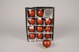 X375T1.Boîte de 12 boules en verre mat cuivre D6cm