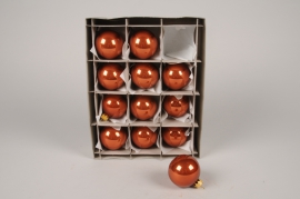 X374T1.Boîte de 12 boules en verre brillant cuivre D6cm
