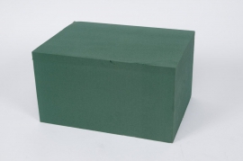 A001QV Box of 1 brick Floral foam