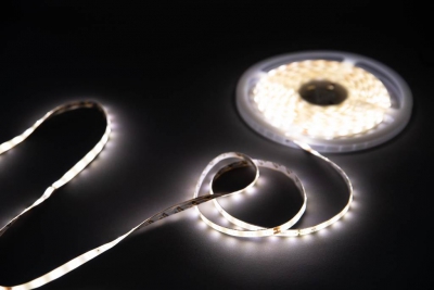 A002B1 Warm white regular 600 LED adhesive strip lights 10m