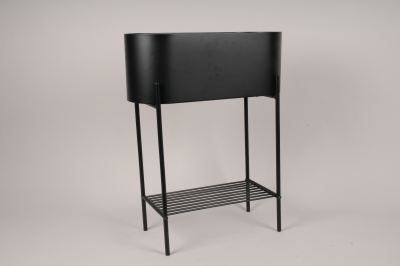 A007AY Metal planter on a stand 49.5 x 20.5cm H63cm