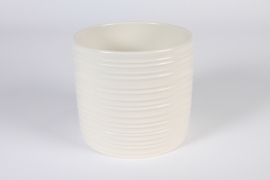 A010XF White striated ceramic planter D19.5cm H17cm