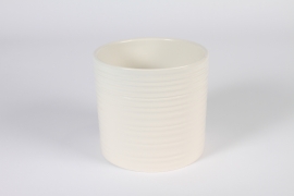 A011XF White striated ceramic planter D17.5cm H15.5cm