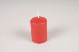 A014RP Boîte de 24 bougies cylindres rouges D4cm H6cm