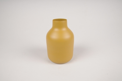 A015CC Vase en m�tal moutarde D9cm H14cm
