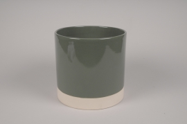 A025AA Cache-pot en céramique kaki D21cm H19cm