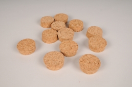 A025PM Pack of 12 corks D5cm