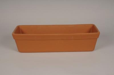 A031KF Terracotta planter 59x18.5cm H15.5cm