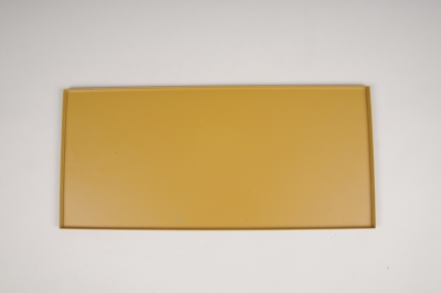 A035CC Plateau en m�tal moutarde 40x18cm
