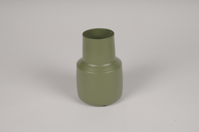 A037CC Vase en m�tal kaki D9cm H13.5cm