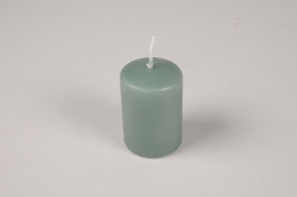 A047RP Boîte de 24 bougies cylindres vert d'eau D4cm H6cm