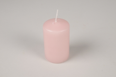 A050RP Bo�te de 24 bougies cylindres rose clair D5cm H8cm