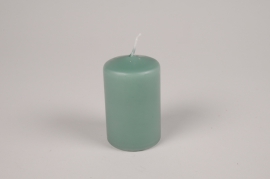 A054RP Boîte de 24 bougies cylindres vert émeraude D5cm H8cm