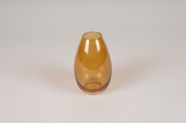 A059P5 Vase en verre ambre D8cm H12.5cm