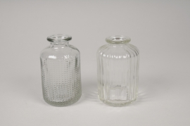 A061R4 Vase bouteille en verre assorti D6cm H10cm