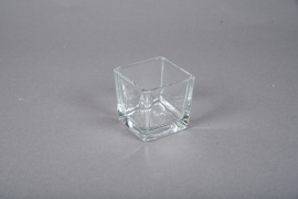 A067IH Vase en verre cube 6cm x 6cm H6cm