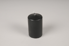 A068RP Box of 24 black cylinder candles D5cm H8cm