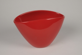 A071A8 Red ceramic planter 28x16cm H17.5cm