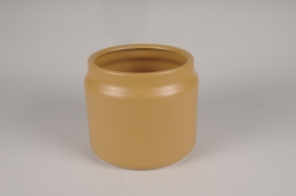 A071I4 Yellow ceramic planter D26cm H23cm