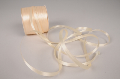 A079UN Ruban satin ivoire 6mmx100m