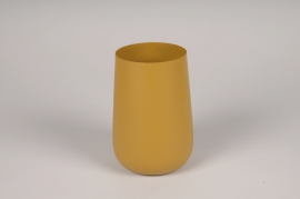 A085CC Vase en métal moutarde D10cm H15cm