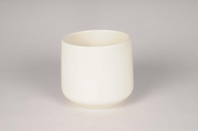 A096A8 Cache-pot en c�ramique blanc cr�me D17cm H15.5cm