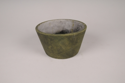 A108OZ Coupe en b�ton vert fonc� D17cm H9.5cm