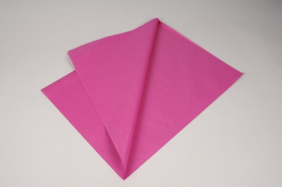 Feuilles de papier de soie rose pale pour emballage 50x75cm