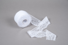 A120UN White lace ribbon 68mm x 20m
