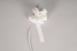 A129RB Box of 30 white automatic knots 30mm