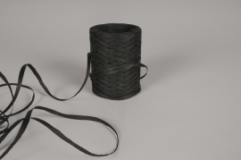 A145RB Roll of black paper raffia 200m