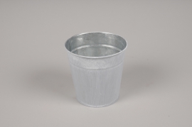 A151KM Whitened zinc planter D11cm H10.5cm