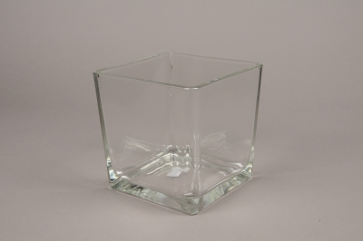 A166I0 Vase carr� en verre 16.5cm x 16.5cm H18cm