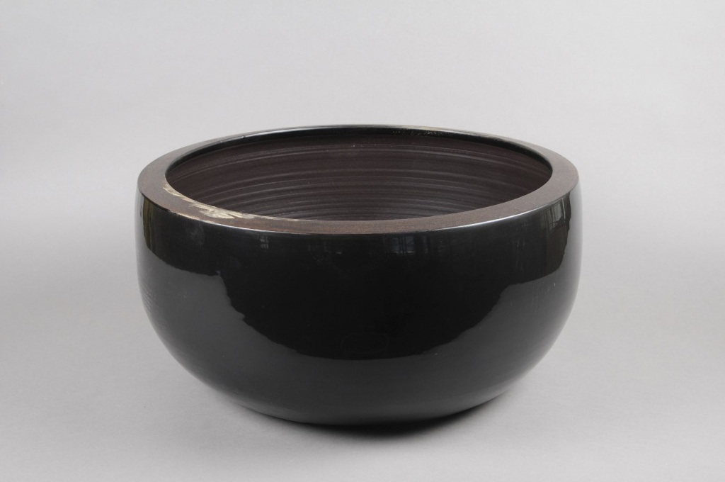 Ceramic bowl black D50cm H19cm