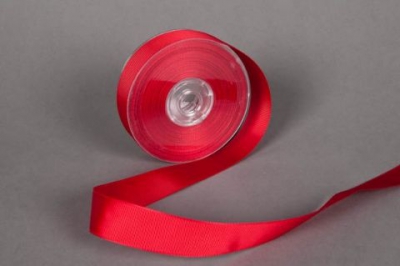 A184UN Red ribbon 25mm x 20m