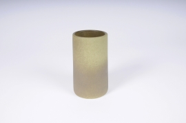A210QS Green terracotta vase D8.5cm H14cm