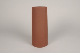 A216QS Vase en terre cuite brique D12.5cm H28.5cm