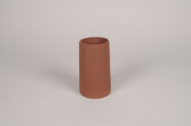 A222QS Red-brown terracotta vase D8cm H14cm