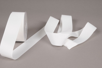 A235UN White ribbon 38mm x 20m