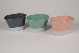 A247Y8 Matching zinc planter 18.5x13cm H12cm