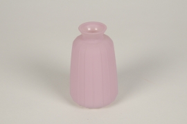 A261NH Vase bouteille en verre mauve mat D6.5cm H11cm