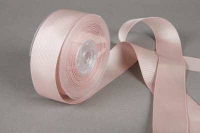 A272UN Ruban gros grain rose poudr� 38mmx20m
