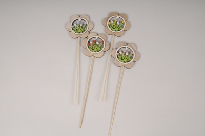 A306Y8 Sachet de 12 pics fleurs en bois assorties H27cm