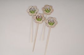 A306Y8 Sachet de 12 pics fleurs en bois assorties H27cm