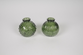 A314R4 Vase bouteille en verre vert assorti D8cm H8cm