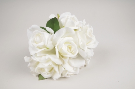 a330nn Bunch of 6 white artificial roses H20cm