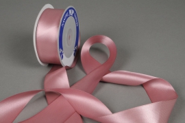 A368UN Satin ribbon old pink 40mm x 25m