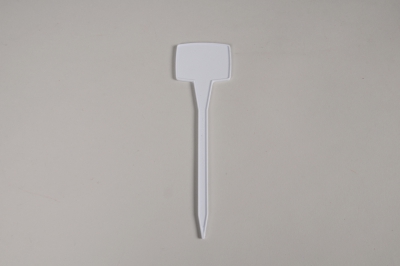 A448MG Bag of 24 white tags on stick 5.5x4cm H18.5cm