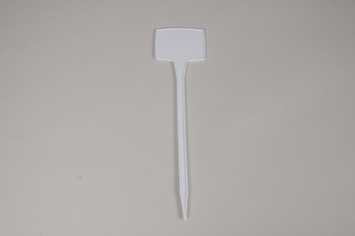 A449MG Bag of 18 white tags on stick 8x6cm H29.5cm