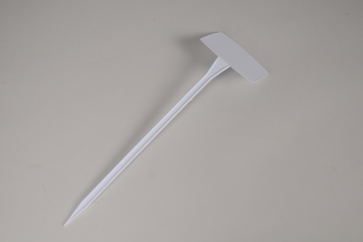 A450MG Bag of 9 white tags on stick 11.5x7.5cm H40cm